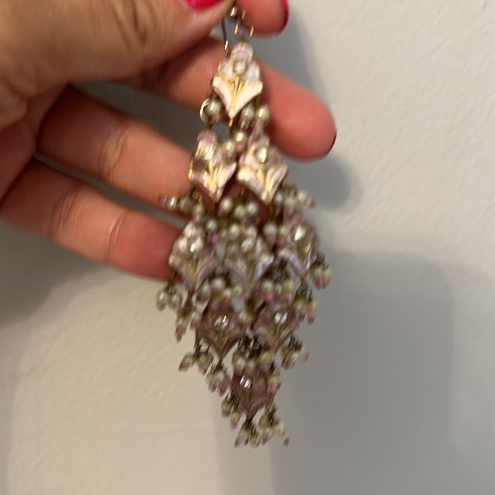 Gorgeous statement earrings - Picture 4 of 4